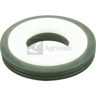 Pierścień oporowy pompy wodnej Ursus C-355 C-360 C-330 65650103240 50.10.324.0 / 50103240