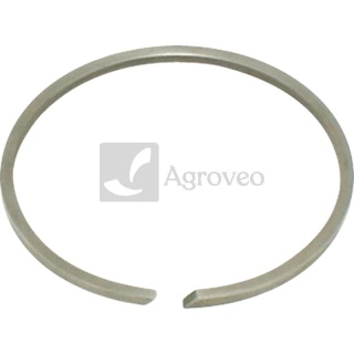 Pierścień tłokowy podnośnika 70x3x3,1 mm Ursus C-330 C-330M 65650020300 50.02.030.0 / 50020300