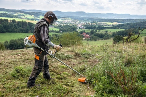 Kosa spalinowa STIHL FS 235