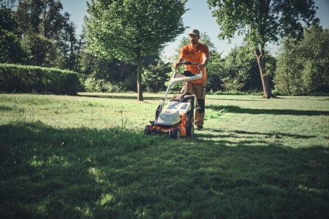 Kosiarka akumulatorowa STIHL RMA 750 V