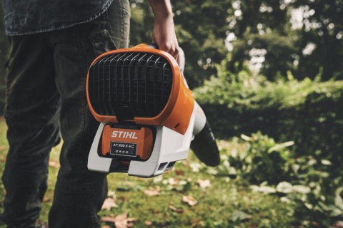 Dmuchawa akumulatorowa STIHL BGA 250