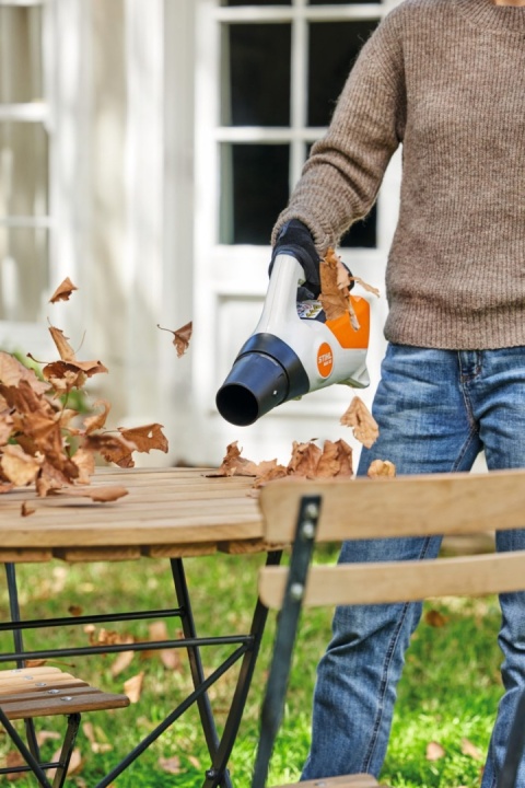 Dmuchawa akumulatorowa STIHL BGA 30