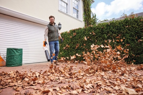 Dmuchawa akumulatorowa STIHL BGA 50