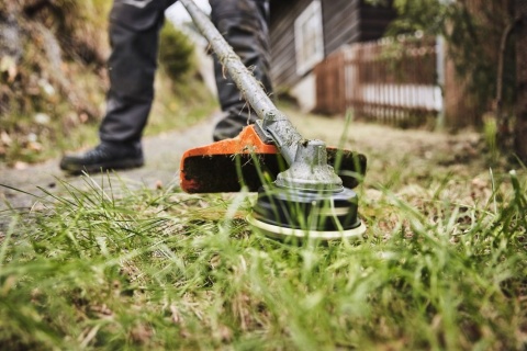 Głowica tnąca STIHL FS-KM z AC 27-2