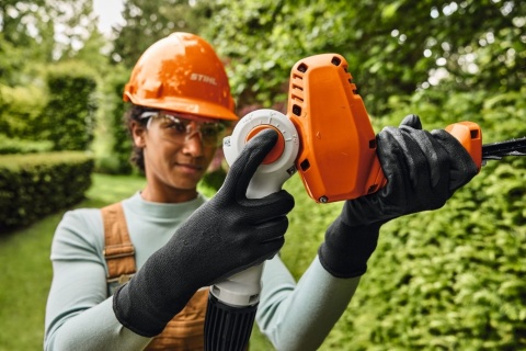 Nożyce akumulatorowe na wysięgniku STIHL HLA 40