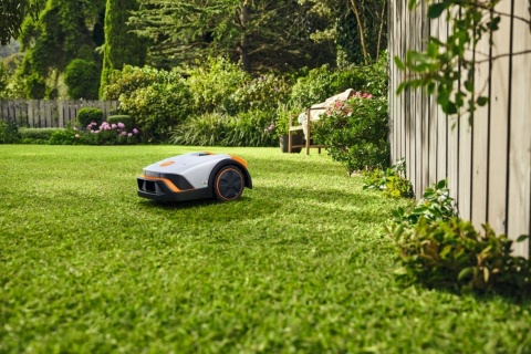 Robot koszący STIHL iMOW 4