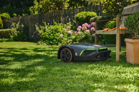 Robot koszący STIHL iMOW 5 EVO